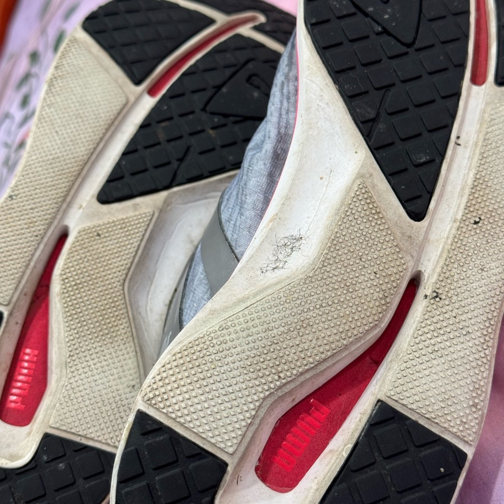 Puma Gray Sneakers with Red Laces - Picture 9 of 9